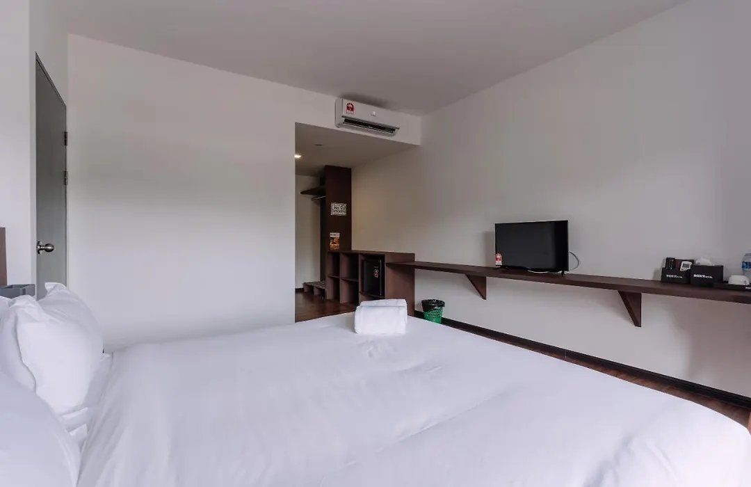 Roxy Sematan Villa & Townhouse-1